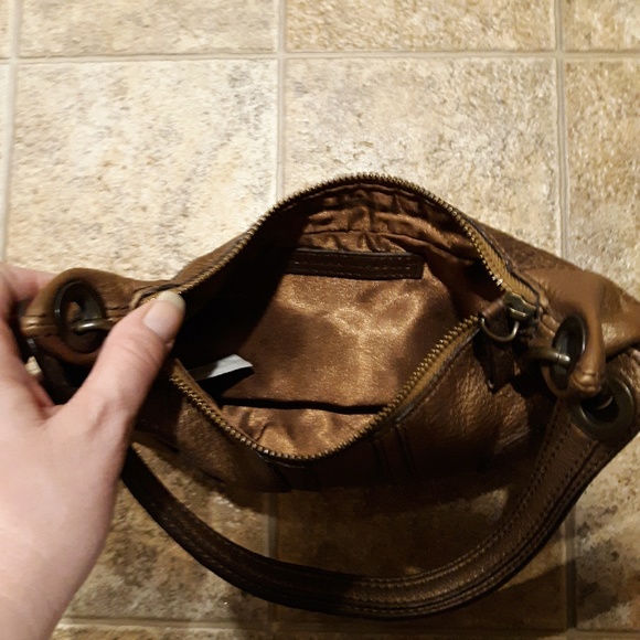 Banana Republic Bronze 100% Leather Hobo Bag. - Picture 6 of 8